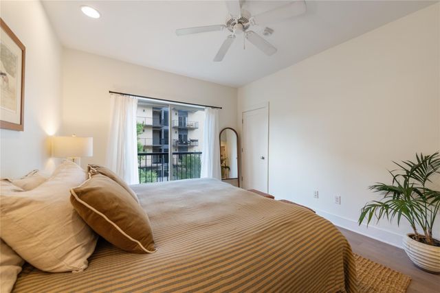908 NUECES ST 37, Austin, TX 78701