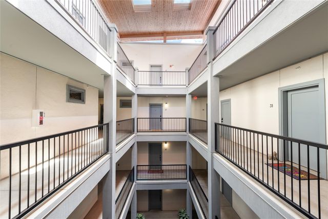 908 NUECES ST 37, Austin, TX 78701