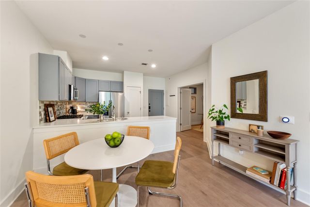 908 NUECES ST 37, Austin, TX 78701