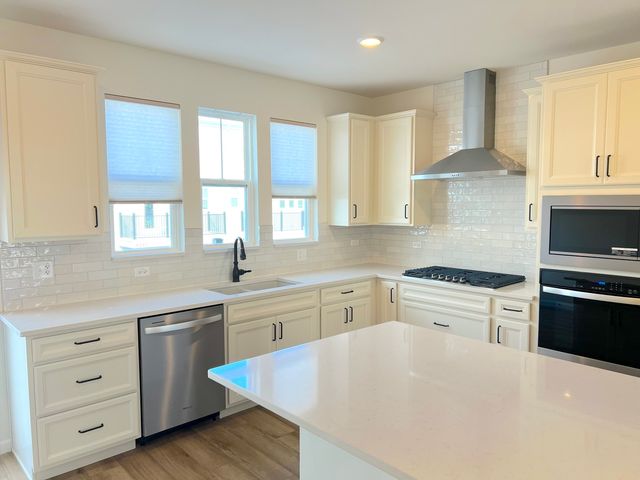 6257 Sandbelt Drive 6257, Woodridge, IL 60517