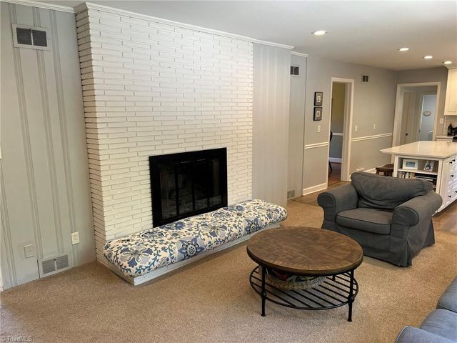 840 Camelot Court, Winston-salem, NC 27106