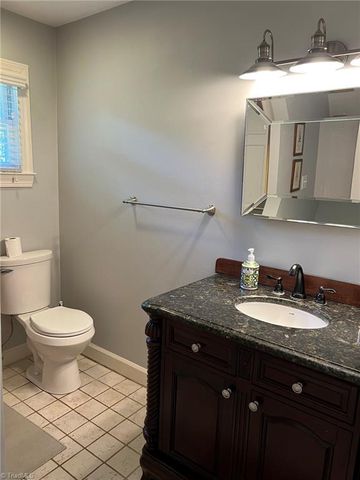 840 Camelot Court, Winston-salem, NC 27106