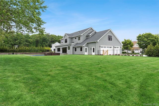 2820 Stanley Road, Mattituck, NY 11952