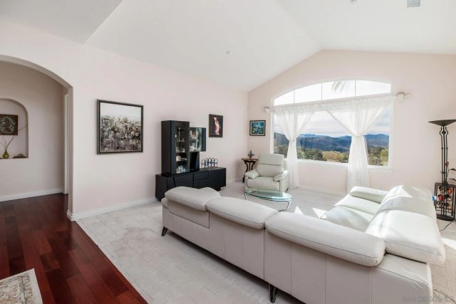 2635 Vista de Palomar, Fallbrook, CA 92028