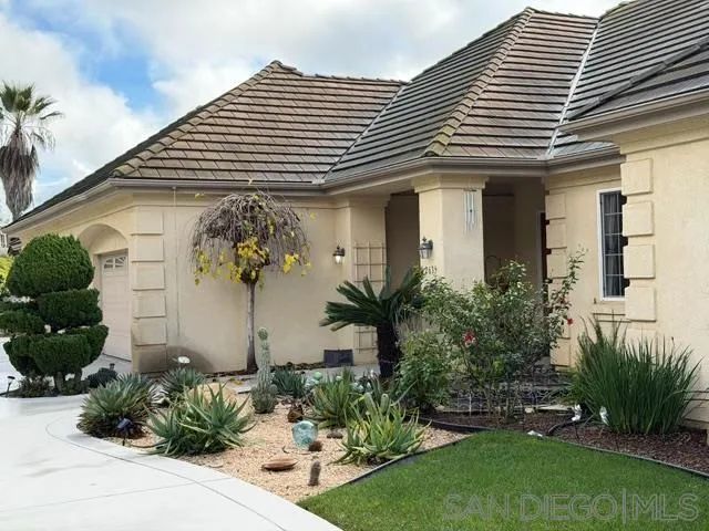 2635 Vista de Palomar, Fallbrook, CA 92028