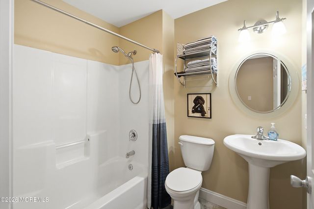 910 5th Street, Union Beach, NJ 07735