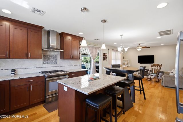 910 5th Street, Union Beach, NJ 07735