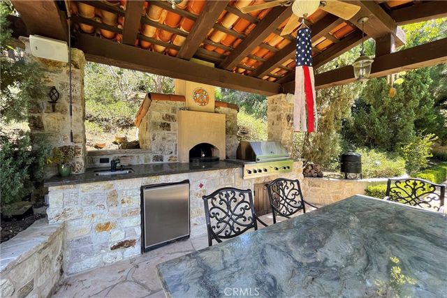 50 Copper Creek, Irvine, CA 92603