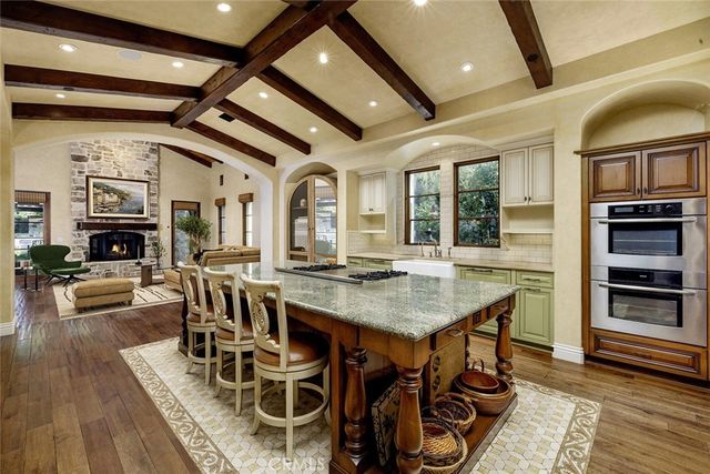 50 Copper Creek, Irvine, CA 92603