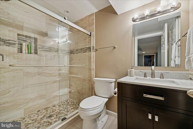 9917 KENDALE RD, Potomac, MD 20854