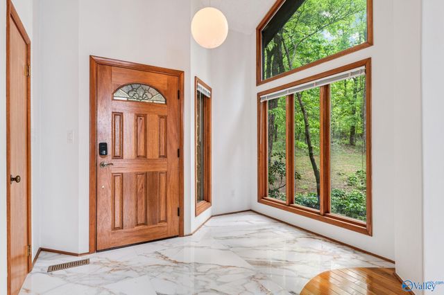 5000 Sunset Bluff, Huntsville, AL 35803