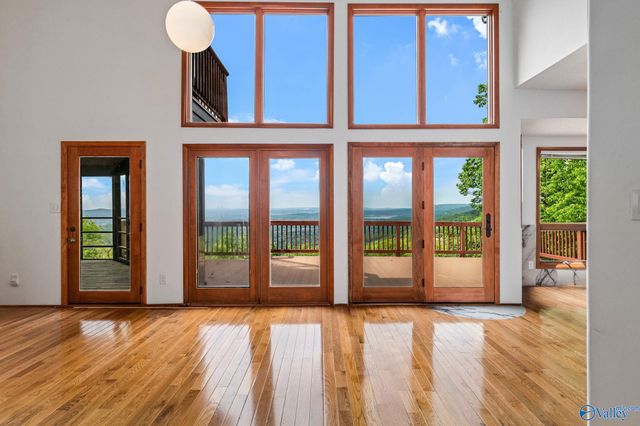 5000 Sunset Bluff, Huntsville, AL 35803