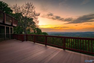 5000 Sunset Bluff, Huntsville, AL 35803