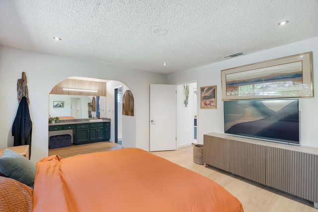1526 Quail Cir, Roseville, CA 95661
