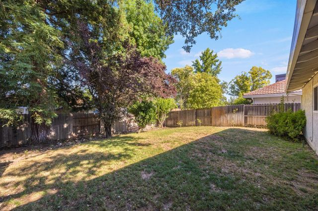 1526 Quail Cir, Roseville, CA 95661