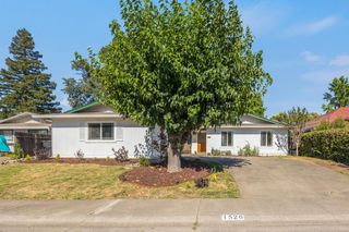 1526 Quail Cir, Roseville, CA 95661