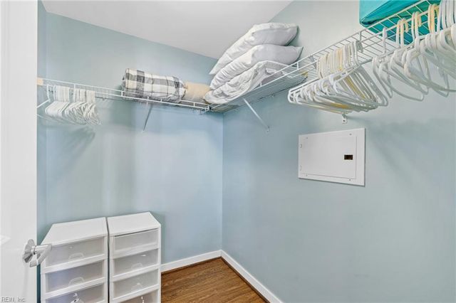 3738 Sandpiper Rd Apt 218B, Virginia Beach, VA 23456