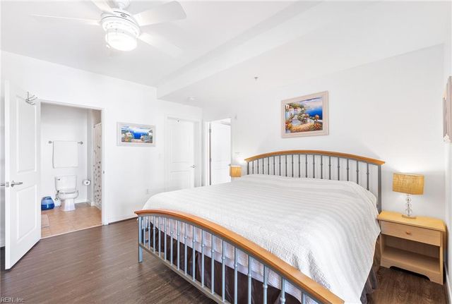 3738 Sandpiper Rd Apt 218B, Virginia Beach, VA 23456