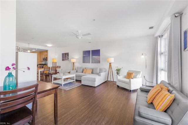 3738 Sandpiper Rd Apt 218B, Virginia Beach, VA 23456