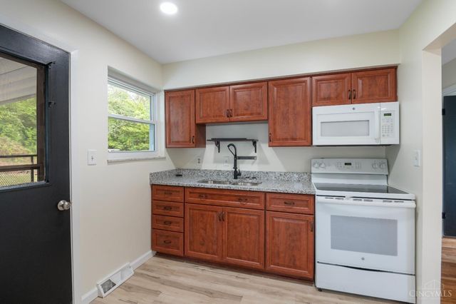 8784 Pippin Road, Colerain Twp, OH 45251