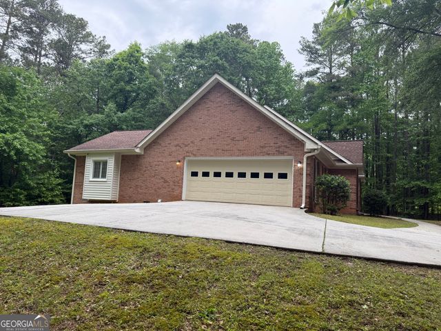 155 Thistle Lane, Fayetteville, GA 30215