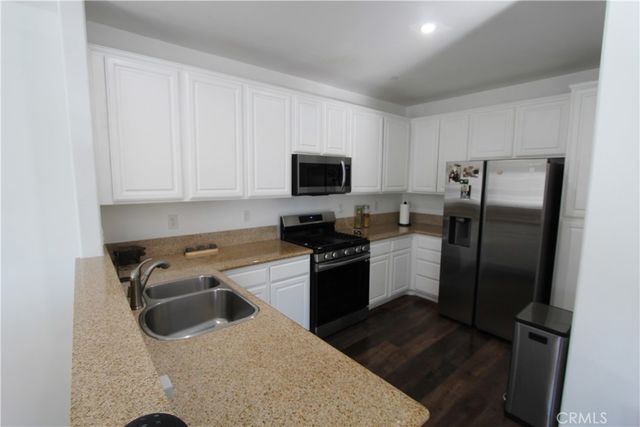 93 Kansas Street 802, Redlands, CA 92373