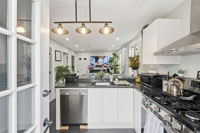 47 Andover Street, North Providence, RI 02904