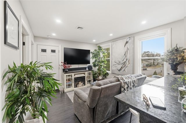 47 Andover Street, North Providence, RI 02904