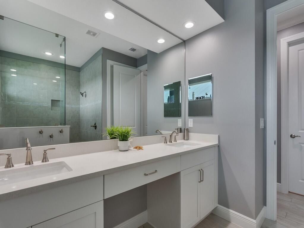 Image 20 of property listing at 5625 Arabella Lane, Vero Beach, FL 32967