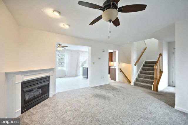 204 COUNTRY RIDGE DR, Red Lion, PA 17356