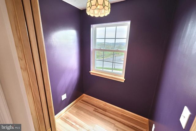 204 COUNTRY RIDGE DR, Red Lion, PA 17356