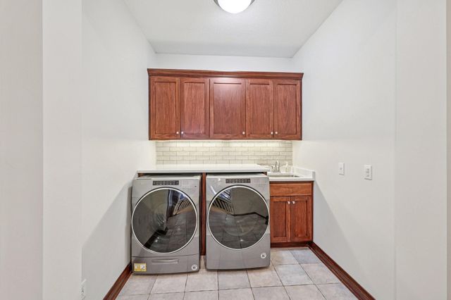 15837 Drawstone Trail, Apple Valley, MN 55124