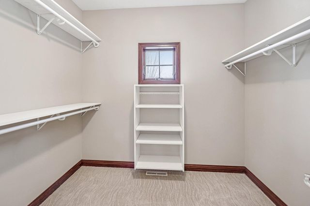 15837 Drawstone Trail, Apple Valley, MN 55124