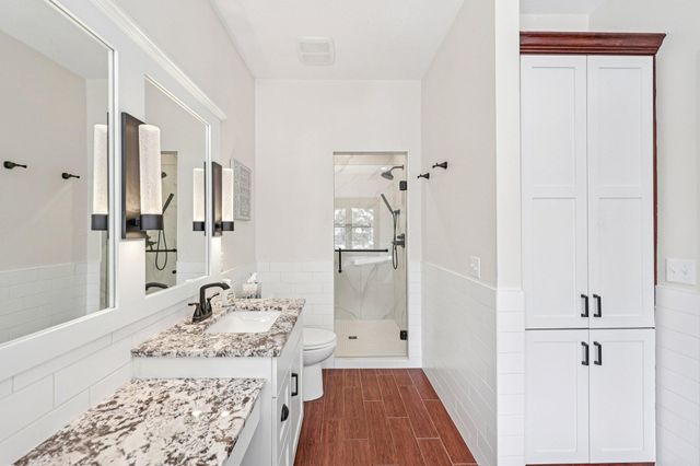 15837 Drawstone Trail, Apple Valley, MN 55124