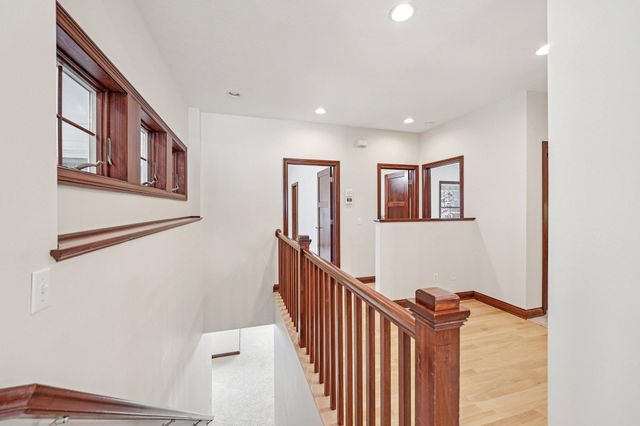 15837 Drawstone Trail, Apple Valley, MN 55124