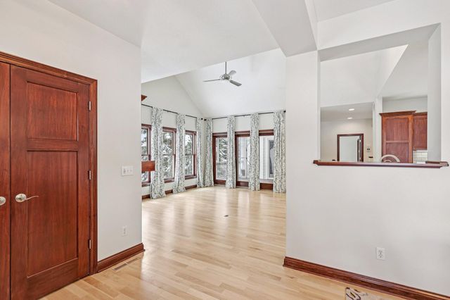 15837 Drawstone Trail, Apple Valley, MN 55124