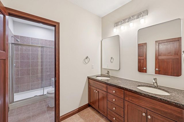 15837 Drawstone Trail, Apple Valley, MN 55124