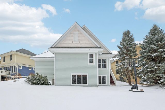 15837 Drawstone Trail, Apple Valley, MN 55124