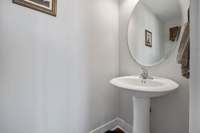 3409 Hawthorn Drive SW, Bondurant, IA 50035