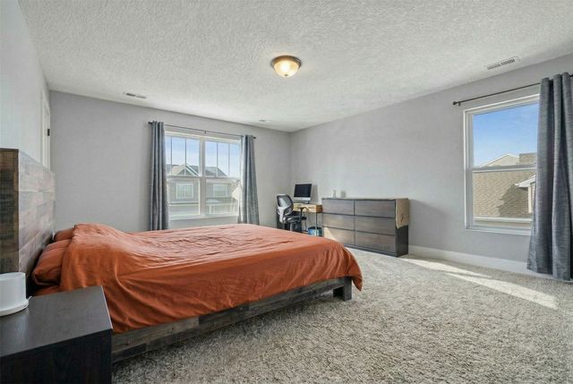 3409 Hawthorn Drive SW, Bondurant, IA 50035