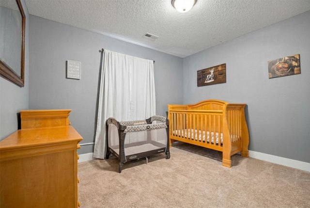 3409 Hawthorn Drive SW, Bondurant, IA 50035