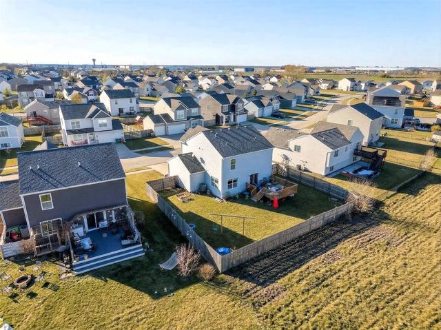 3409 Hawthorn Drive SW, Bondurant, IA 50035