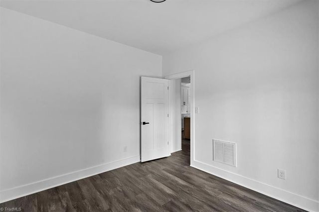 7905 Walkover Drive, Greensboro, NC 27455