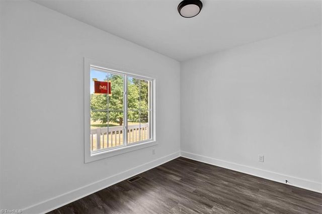 7905 Walkover Drive, Greensboro, NC 27455