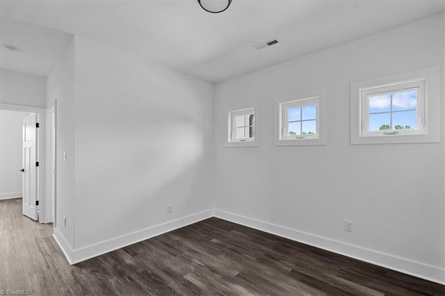 7905 Walkover Drive, Greensboro, NC 27455