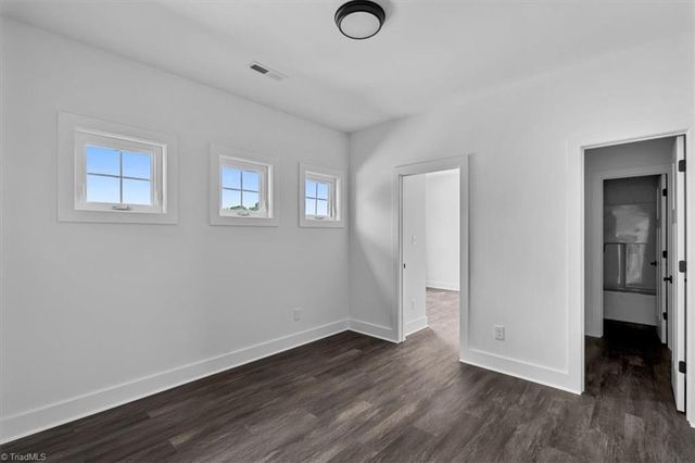 7905 Walkover Drive, Greensboro, NC 27455