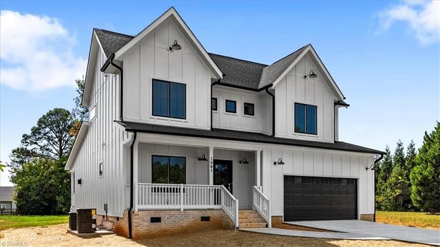 7905 Walkover Drive, Greensboro, NC 27455