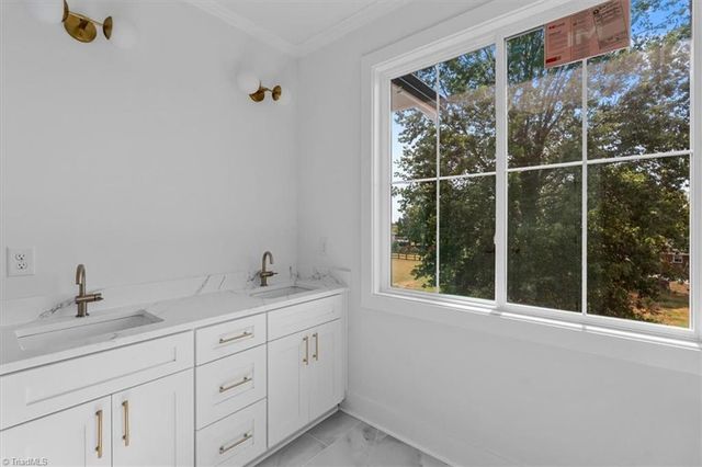 7905 Walkover Drive, Greensboro, NC 27455