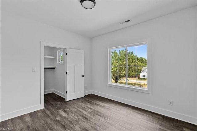 7905 Walkover Drive, Greensboro, NC 27455