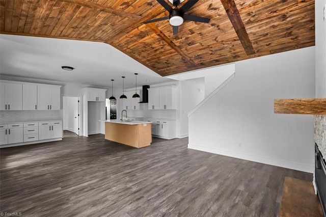7905 Walkover Drive, Greensboro, NC 27455